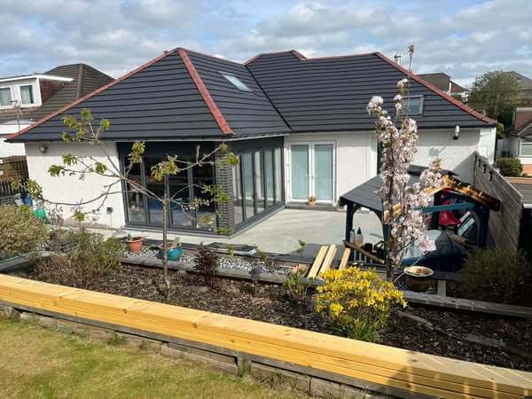 Roofers rutherglen